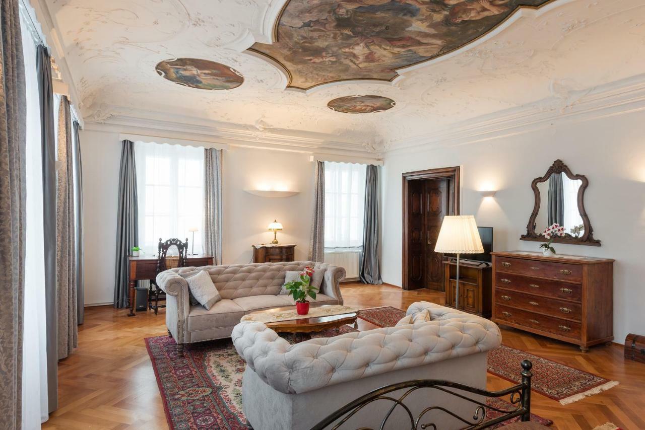 Codelli Deluxe Fresco City Centre App With Balcony Любляна Экстерьер фото